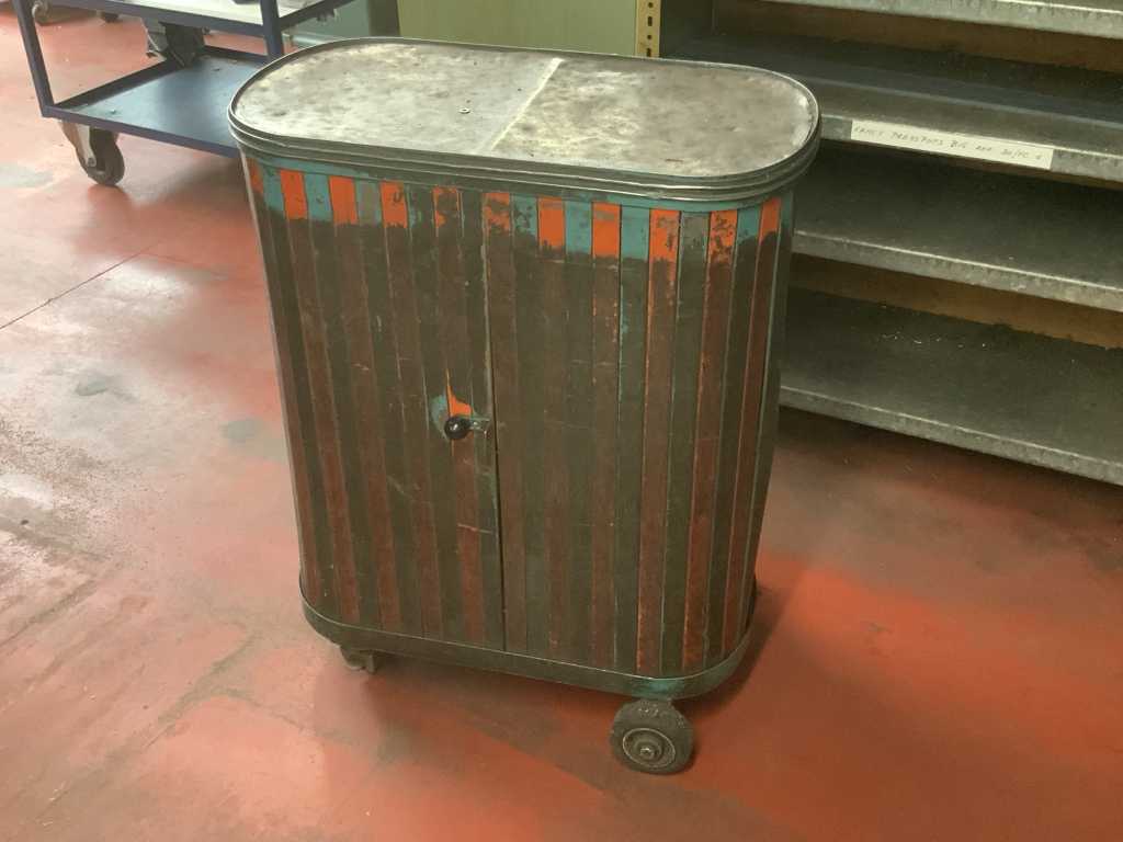 Tool trolley