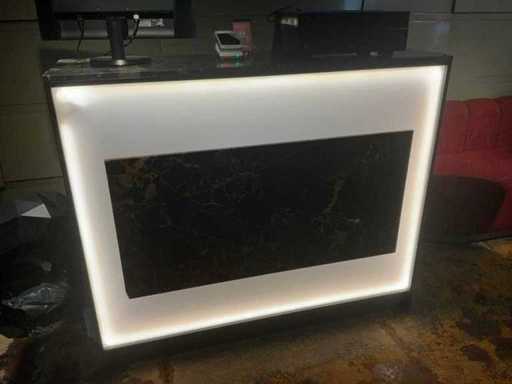 Mobilier de réception avec éclairage LED