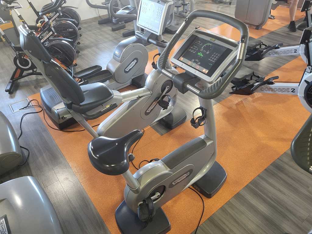 Technogym bike exc discount 700i