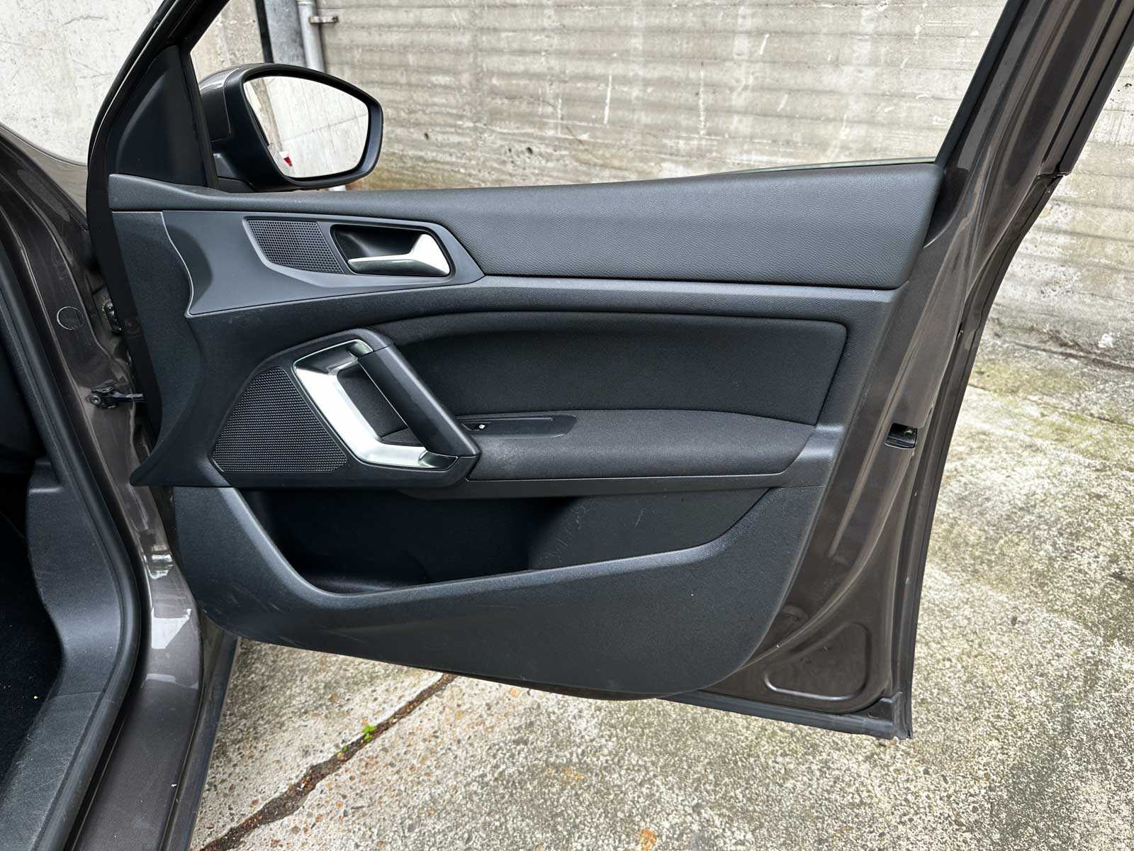 Peugeot 308 1.2 PureTech Active 110pk 2016, KD-319-F