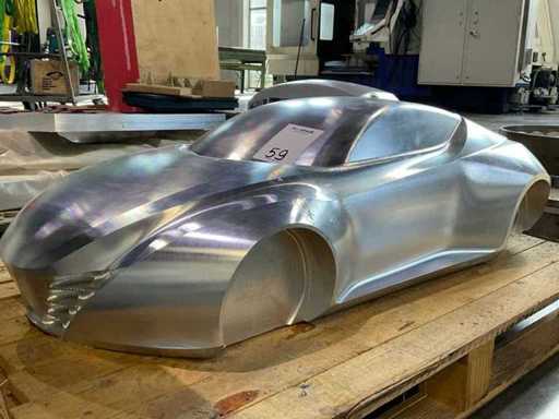 Model sportowy w skali aluminiowej