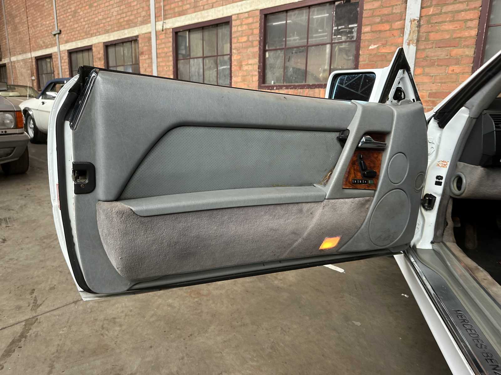 Mercedes-Benz SL500 5.0 V8 320pk 1990 (hardtop) SL-Klasse Youngtimer