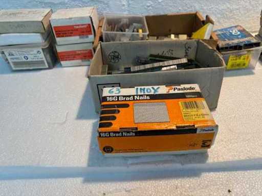 80,000 nail staples - brads