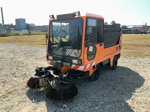 Schmidt Sk 1535 Ma?in? de m?turat strad?