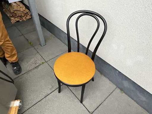 Ensemble de 12 chaises bugholz de style Thonet