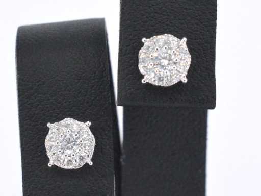 Boucles d’oreilles en or blanc diamants taille brillante