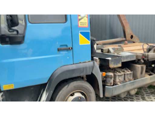 5627d822-ab0d-4a31-b3ff-501971bfd7ad.mp4