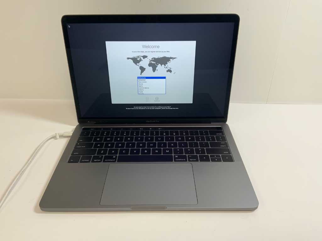 Apple MacBook Pro 13.3