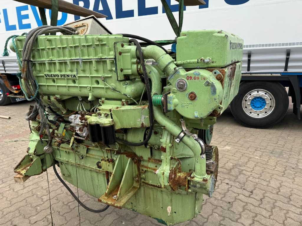 Volvo Penta - TAD 163 - Marine engine