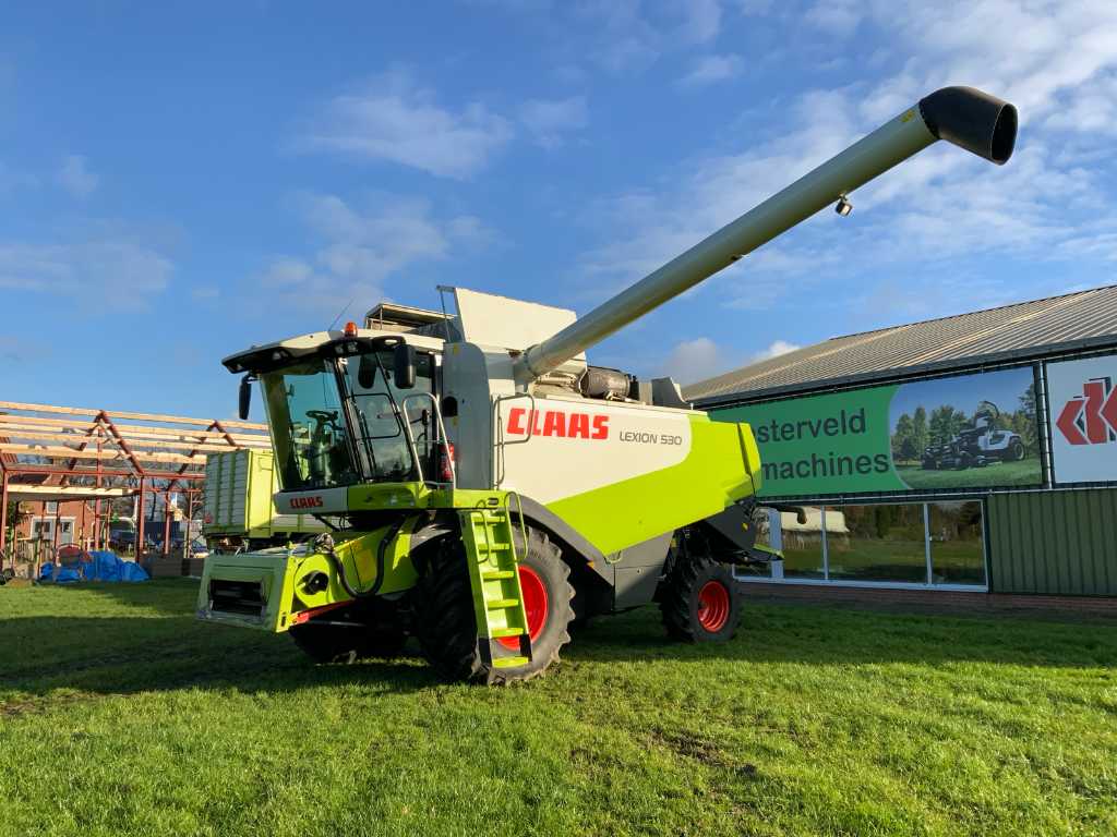 2005 Claas Lexion 530 Combine Harvester "5 tedder"
