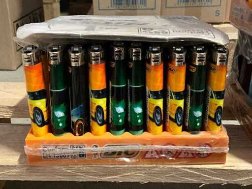 Various lighters (350x)