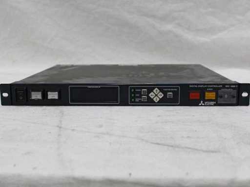 Cyfrowy kontroler wy?wietlania XDC-6000 E, Mitsubishi Electronics (3x)