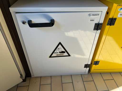 Trionyx - Szafka chemiczna