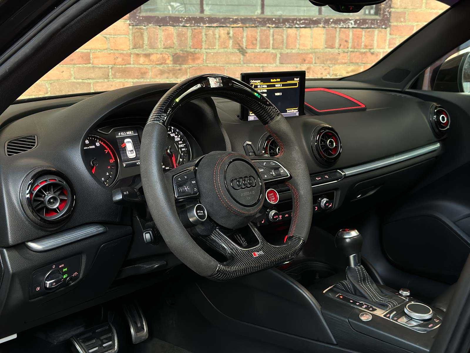 Audi A3 (RS3-LOOK) 1.8 TFSI 250pk 2015, G-248-DP