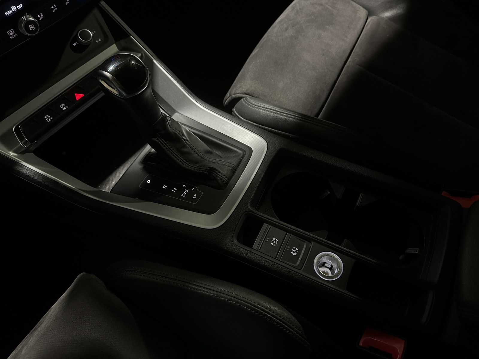 Audi Q3 35 TFSI Pro Line business 150pk 2020 (Origineel-NL + 1e eigenaar), G-399-ZV