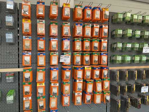 1 Charge Befestigungselemente