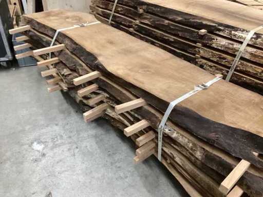 Walnut block / trunk / 2.50m long / diameter approx. 50cm / sawn into 5.5 cm / 6 planks