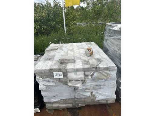 FLUSHING WHITE GREY 215X102X65 1 PAL +/- 550PCS