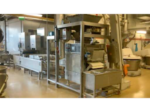 3a903062-7d27-4281-a831-bd77be216855.mp4