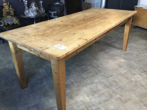 Tavolo da pranzo antico