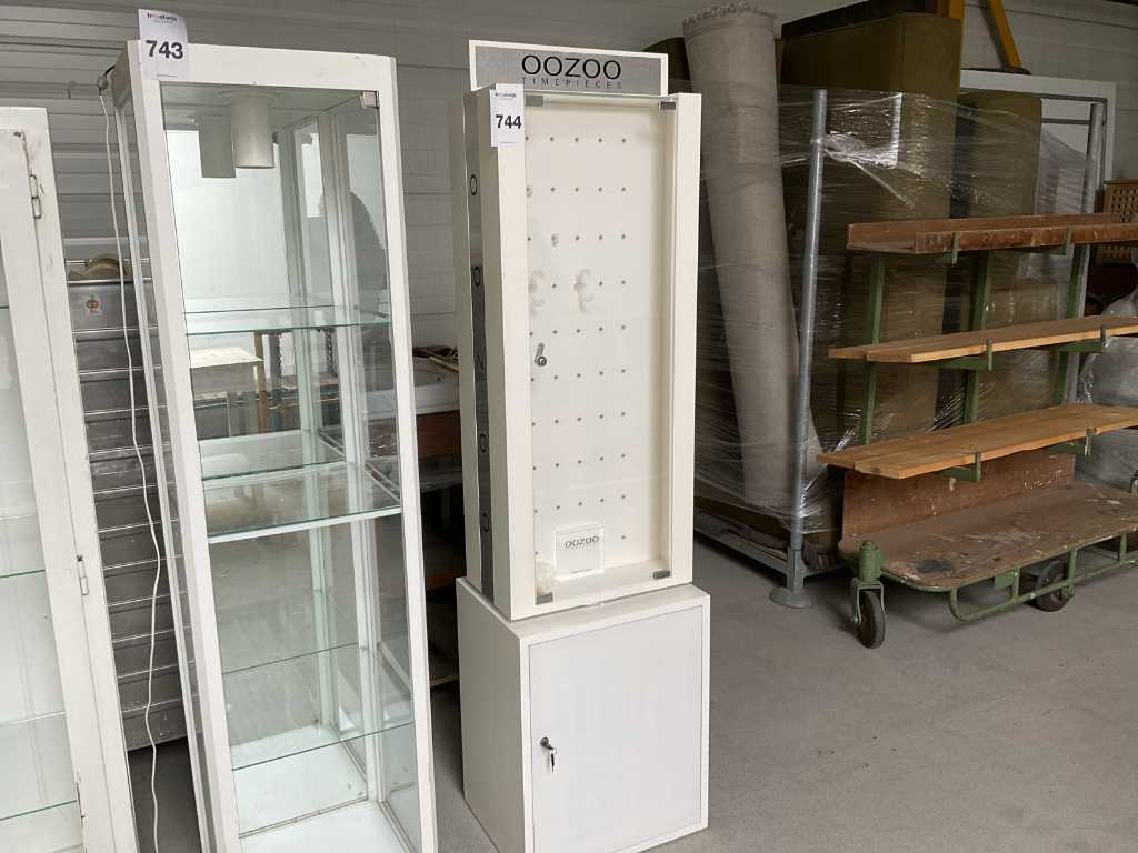 Oozoo Display Cabinet
