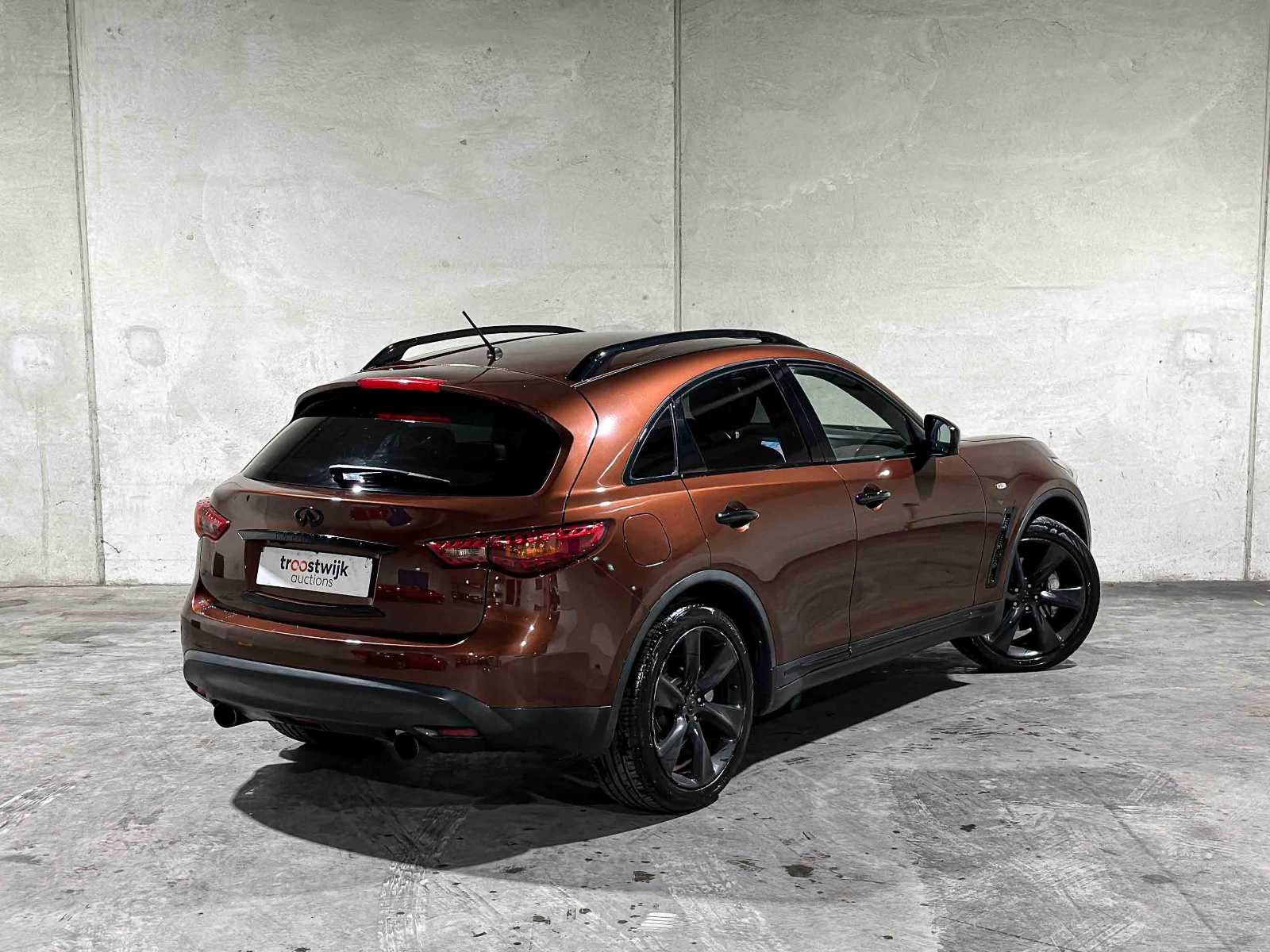 Infiniti FX 30d GT Premium 238hp 2012, 92-ZKP-3