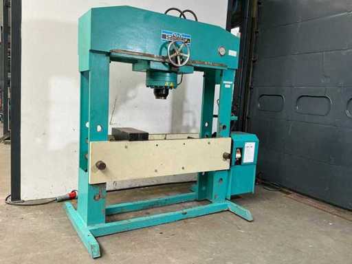 Sahinler - 2004 - DK 1570-1500 - Pressa idraulica