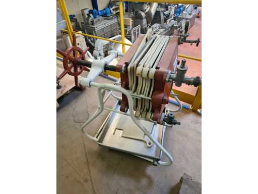 SIMONETON - 1 - Druk op Filter