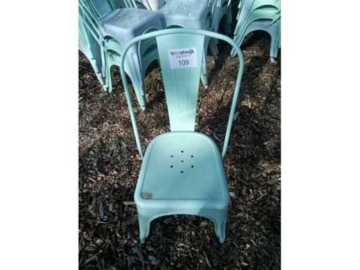 30 Terrassenstühle aus lackiertem Metall