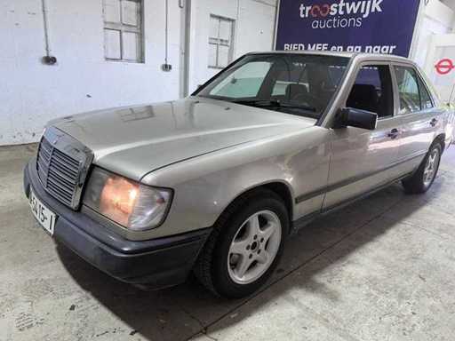Mercedes-Benz - 300D (W124) - 300 DL 6 PS - KJV-81-T- 1985