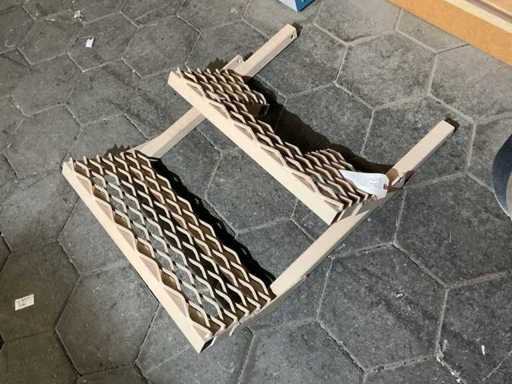 Rear step