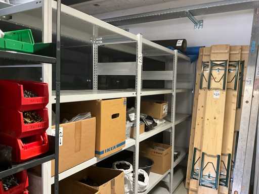 Raft de depozitare fără conținut