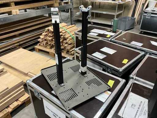 Viga – Soporte (placa de montaje) para varios proyectores grandes (ajustables en altura), incluyendo abrazaderas de celosía