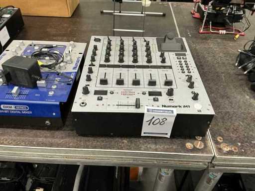 Console de mixage analogique Numark (2x)