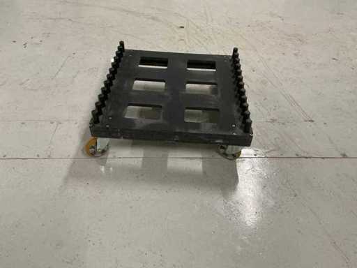 Transport dolly