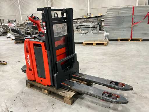 Linde D12 AP Stapelaar