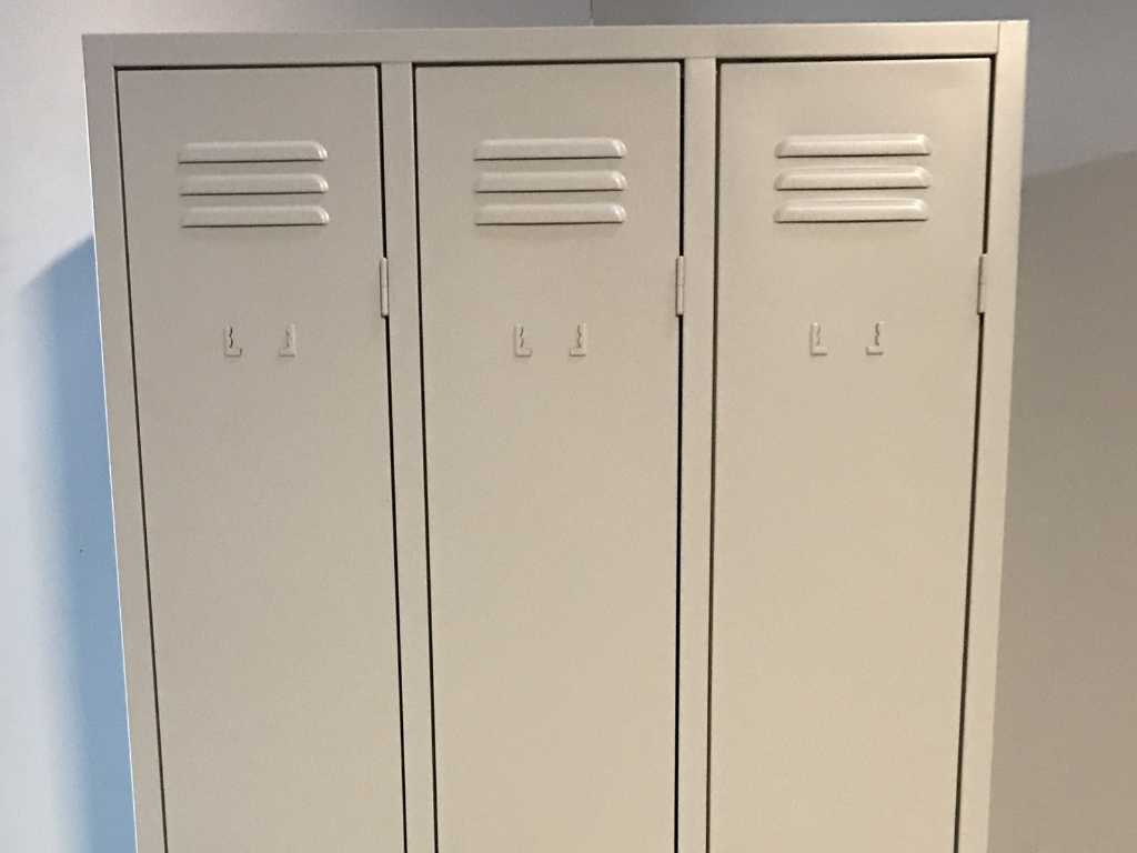 Locker cabinet