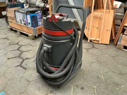 Industrial vacuum cleaner
