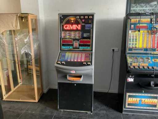 Elam Group Gemini Hall EV V12 Spielautomat
