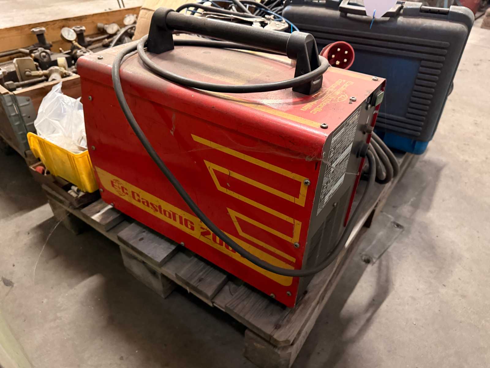 CASTOLIN Post Welding Machines