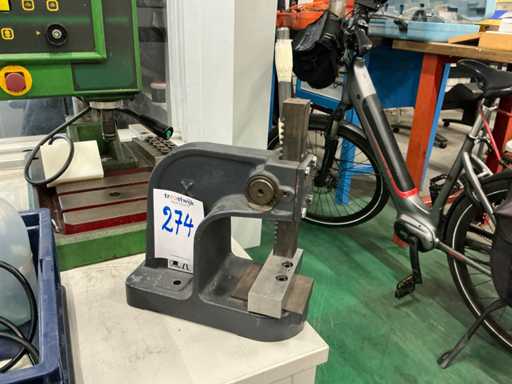 Pres? cu cremalier? ?i pinion Dake