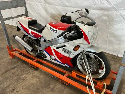 1990 Yamaha Sport FZR 600 Motorrad