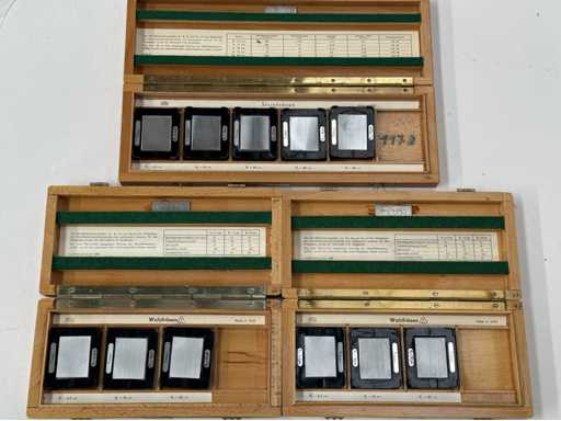   Ensembles de motifs de comparaison de surfaces