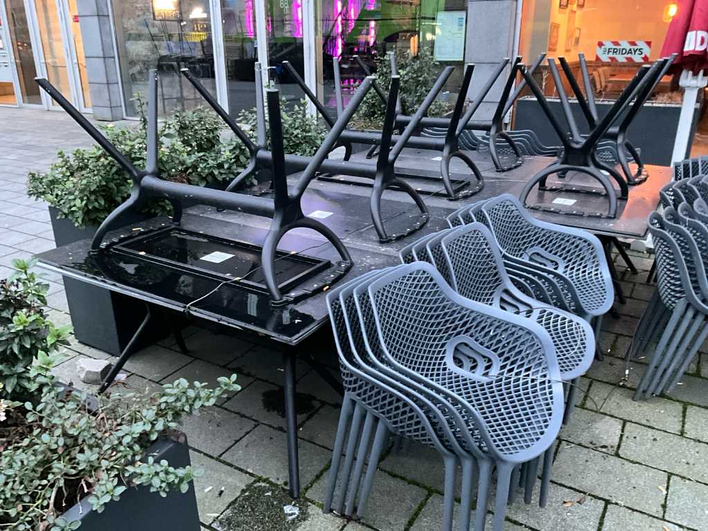 Terrace table large with 24 chairs (6x)