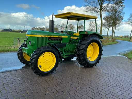 1977 John Deere 2030S Vierwielaangedreven landbouwtractor