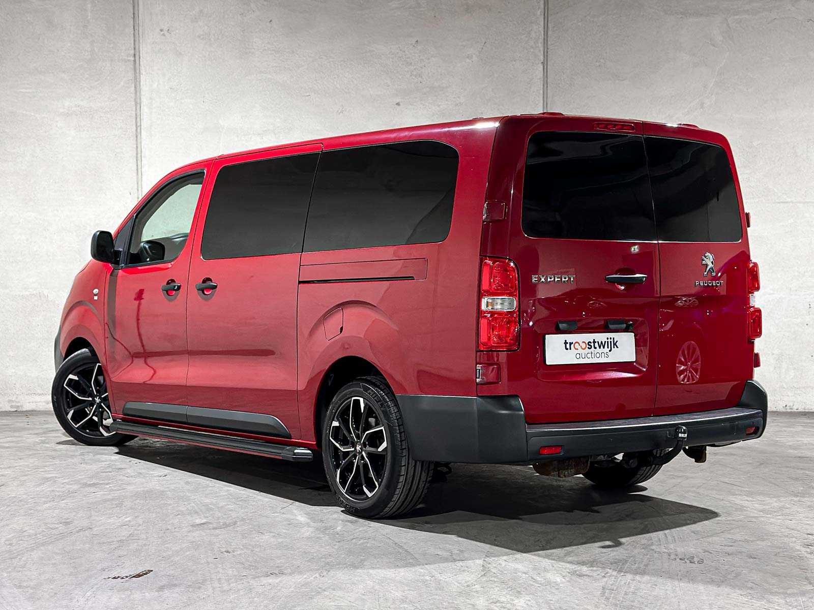 Peugeot Expert 231L 2.0 BlueHDI 120 Premium 122pk 2017 Bedrijfswagen, VRX-99-N