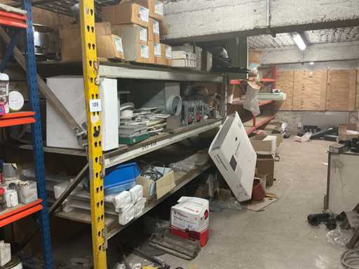 Raft de depozit cu conținut