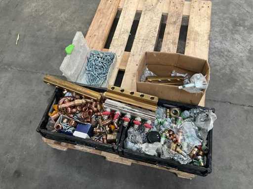 Divers sanitair materiaal