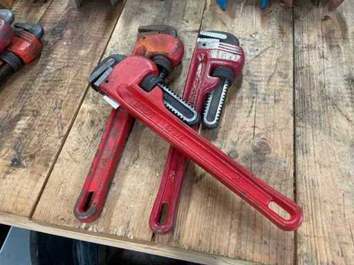 Pipe wrench (3x)