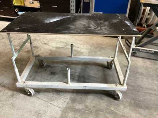 Mesa de trabajo con carretillas con rodillos pequeños de 4 ruedas giratorias
